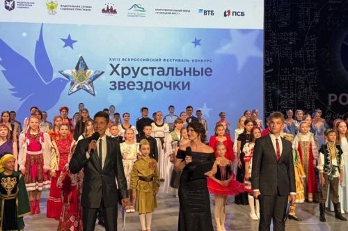 Талантливая Маргарита Глухова на конкурсе «Хрустальные звёздочки»