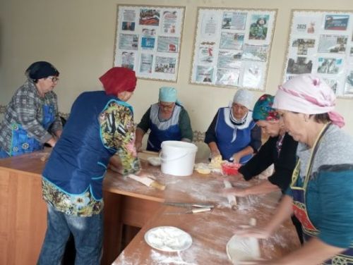 Волонтеры помогают защитникам СВО
