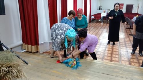 Тёплый праздник для старшего поколения в сельском доме культуры