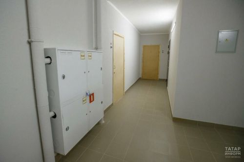 Куда обращаться, если подъезд не убирают