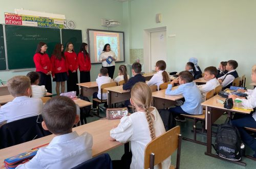 Уруссинская гимназия: уроки спасения от «Движения Первых»