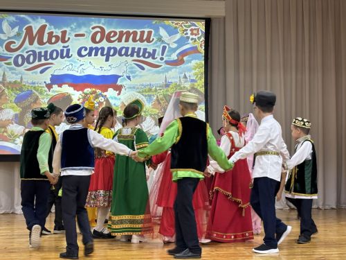 Хоровод дружбы: юные таланты Ютазинского района показали свои корни