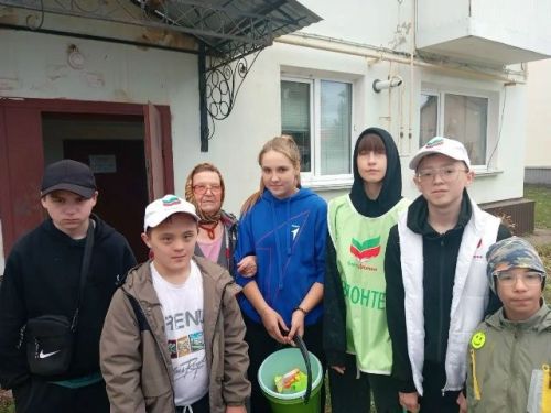 Чистые окна — ясный взгляд: волонтеры подарили ветерану свет и заботу