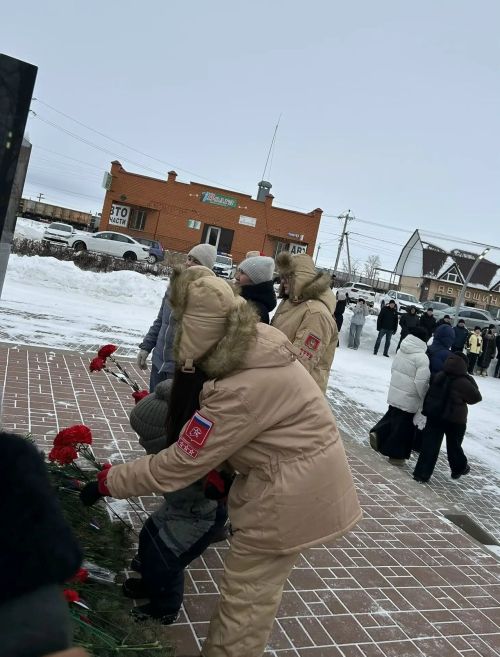 «Солдаты живут, пока их помнят»: торжественный митинг
