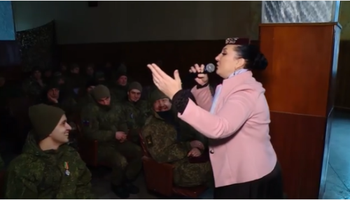 С благодарностью нашим защитникам