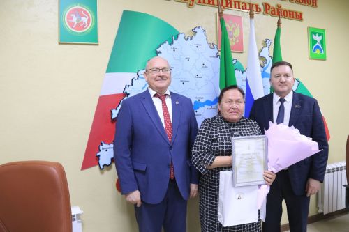 Признание заслуг – за продвижение татарской культуры в Ютазинском районе