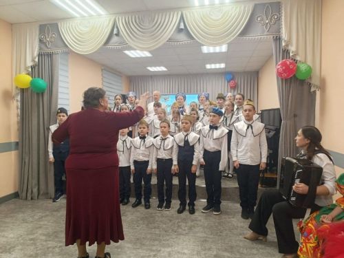 В Уруссинской ДШИ  состоялся концерт «Нашим защитникам Слава!»