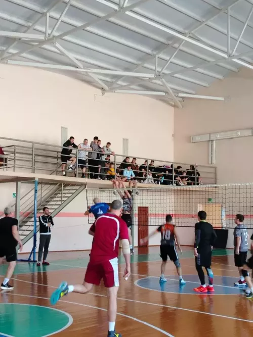 Волейбол на кубок Защитника: в селе Байряка кипят страсти!