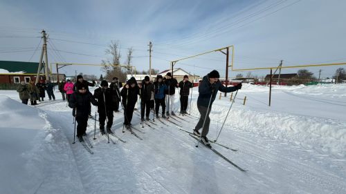 В Каразерикской школе провели «Лыжню-2026»