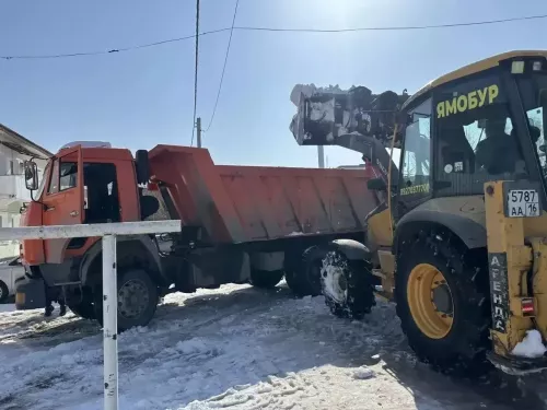 Уруссинские коммунальщики приготовились встречать весну