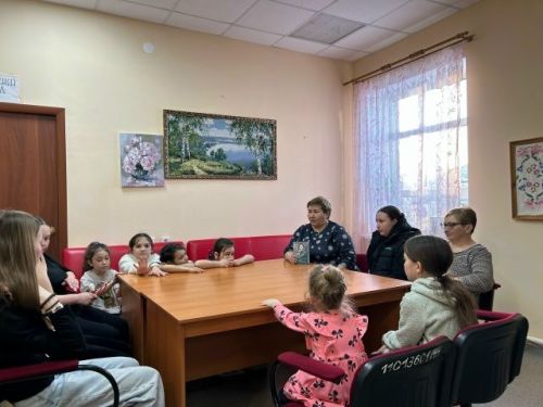 В Подгорновском ДК говорили о главном: языке и корнях