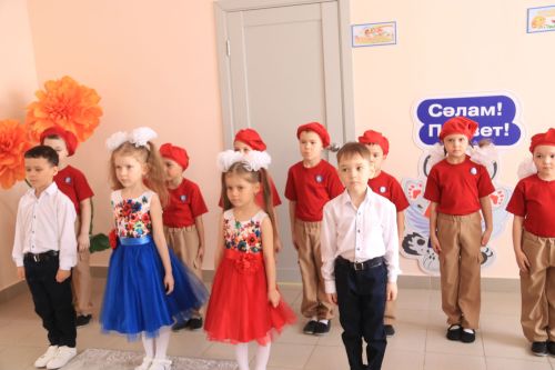 Молодежную политику не отделить от политики страны