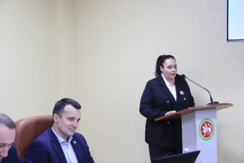 Молодежную политику не отделить от политики страны