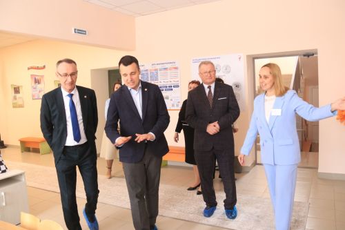 Молодежную политику не отделить от политики страны