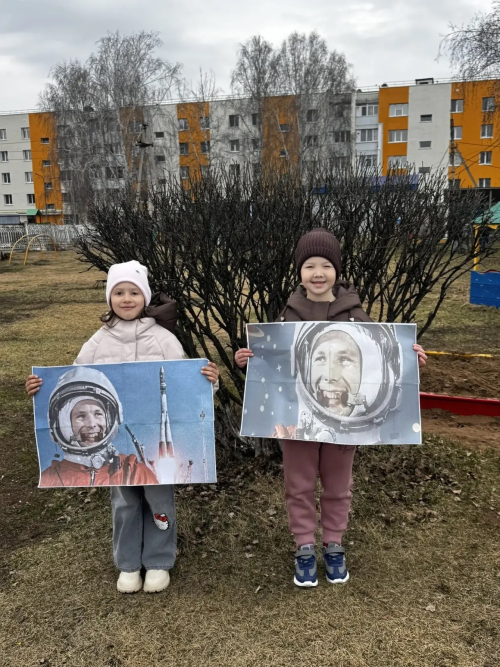 «Улыбка Гагарина»: дошкольники «Рябинки» отметили День космонавтики