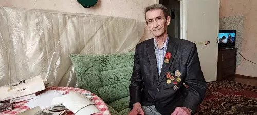 Служили, лечили, дружили