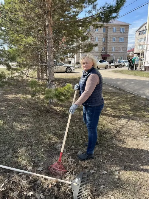 Чистота начинается с нас: как жители ТОС «Центральный» превратили свой двор в образец уюта