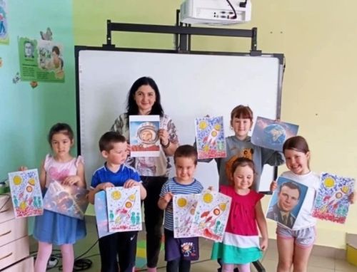 Рисуем космос без кистей