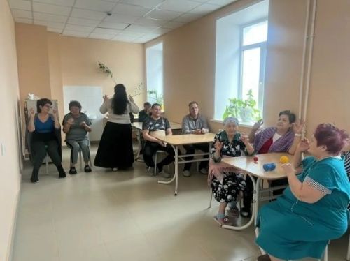 Бодрое утро в Уруссинской ЦРБ: День здоровья начался с зарядки