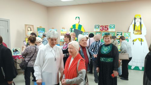В Ютазинском районе открылась выставка «Чудеса рукотворные»