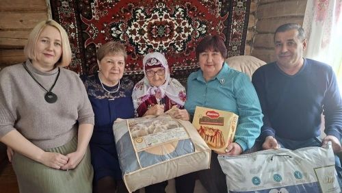 Чествуя героя тыла