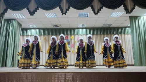 «Вместе — мы Россия! Один народ — много лиц»