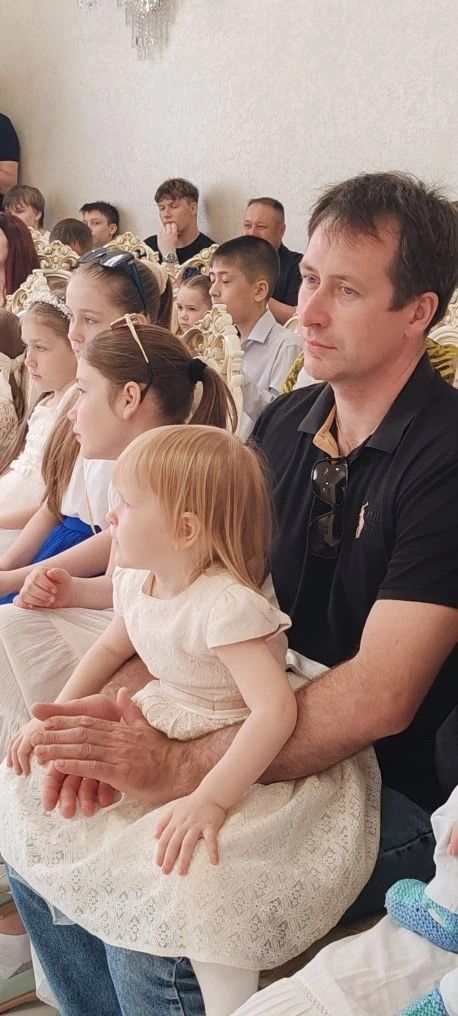 Эстафета семейного счастья: от золотых юбиляров к многодетным династиям