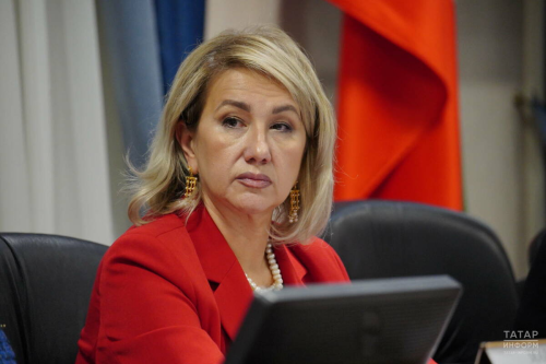 Ирада Аюпова поздравила жителей Татарстана с Днём славянской письменности и культуры