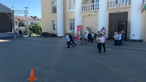 Путешествие в историю письменности: школьники отметили День славянской письменности в Уруссу