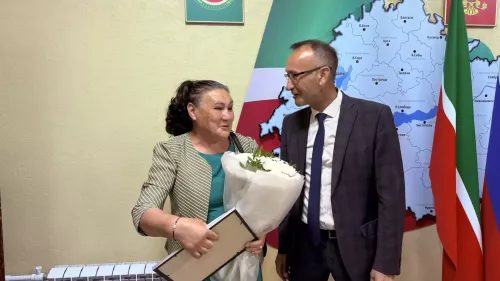Чествовали лучшего почтальона и лучшего музыканта УДШИ