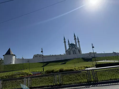Доброе утро, дорогие читатели!