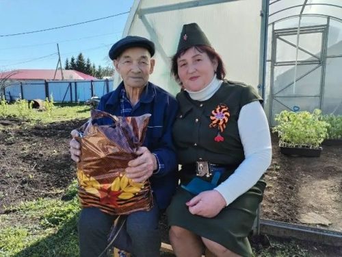 В селе Старые Уруссу прошла трогательная акция «Победный май»