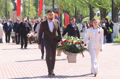 Бессмертный строй Победы – в Уруссу
