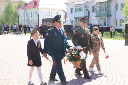 Бессмертный строй Победы – в Уруссу