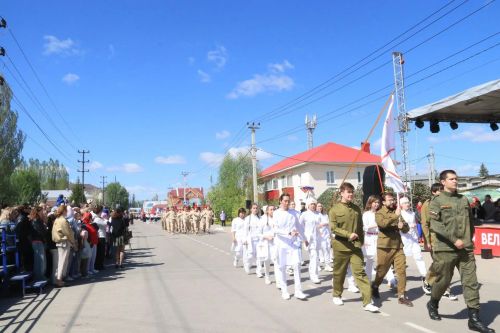 Бессмертный строй Победы – в Уруссу