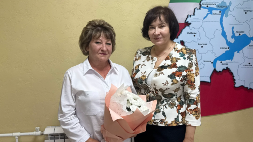 Педагог по татарскому языку отмечена за многолетний труд