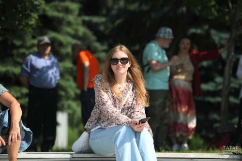 Стилист Юлия Пелар: как собрать стильный летний гардероб для города
