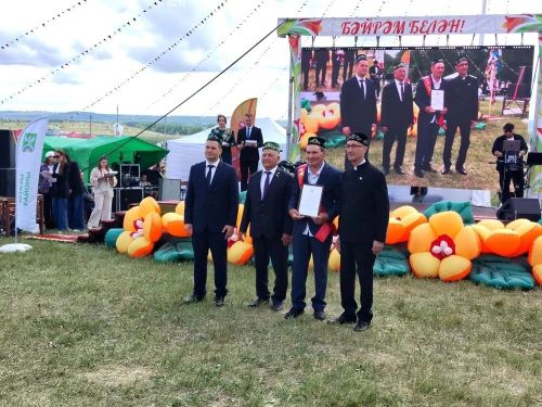 Достойные труда — достойной награды!