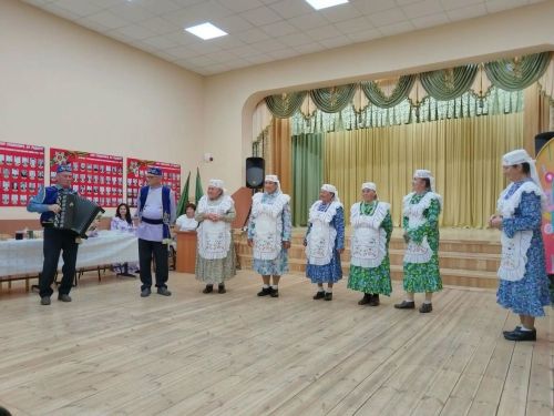 В Байряках прошёл праздник «Кичке уен»: вечер народных игр и песен