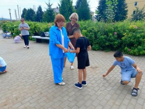 Зажги свечу памяти: центр «Гармония» почтил детей Донбасса