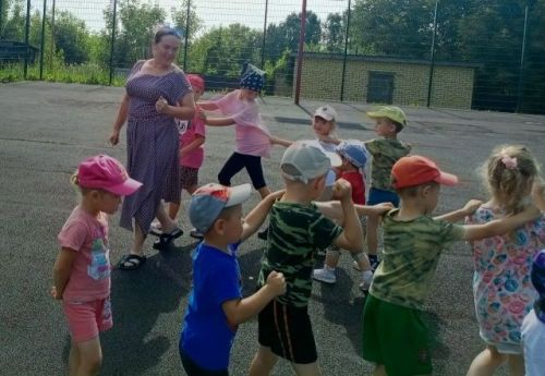 Зарядились летом! Яркий праздник детства