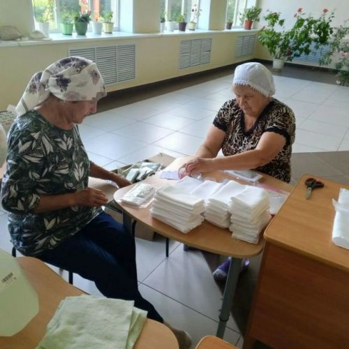 Тыл помогает фронту: в Каракашлинском СДК прошла масштабная упаковка «Армейского душа»