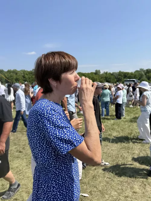 Кумыс в этот день пробовали все и мы тоже