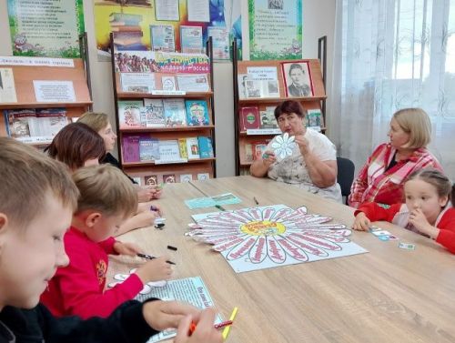 Семейный калейдоскоп: тепло родного очага в стенах библиотеки