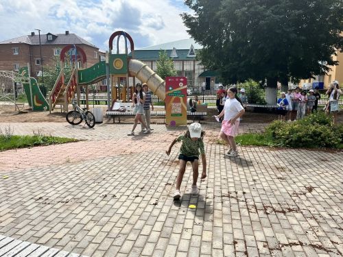 Сотрудники Центральной библиотеки провели праздник для ребят из дворовых лагерей