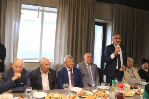 Они стояли у истоков возрожденного района