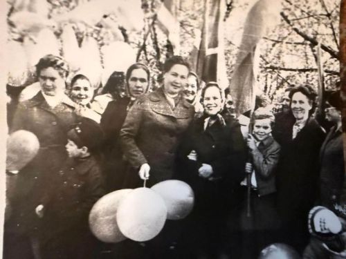 Ачлык һәм Балалар йортындагы сынауларга карамастан, йөрәгендә ихласлык саклаган