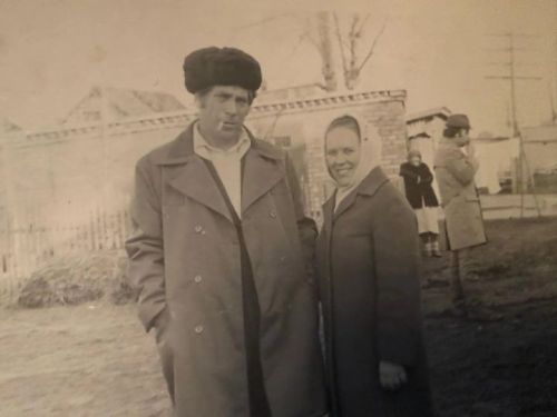 Ачлык һәм Балалар йортындагы сынауларга карамастан, йөрәгендә ихласлык саклаган