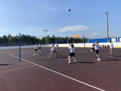 Праздник спорта на стадионе «Энергия»: День физкультурника в деле!