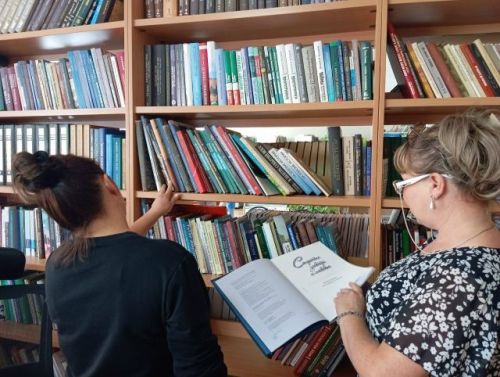 Библиотека без границ: как прошёл День открытых дверей в Ютазинской сельской библиотеке